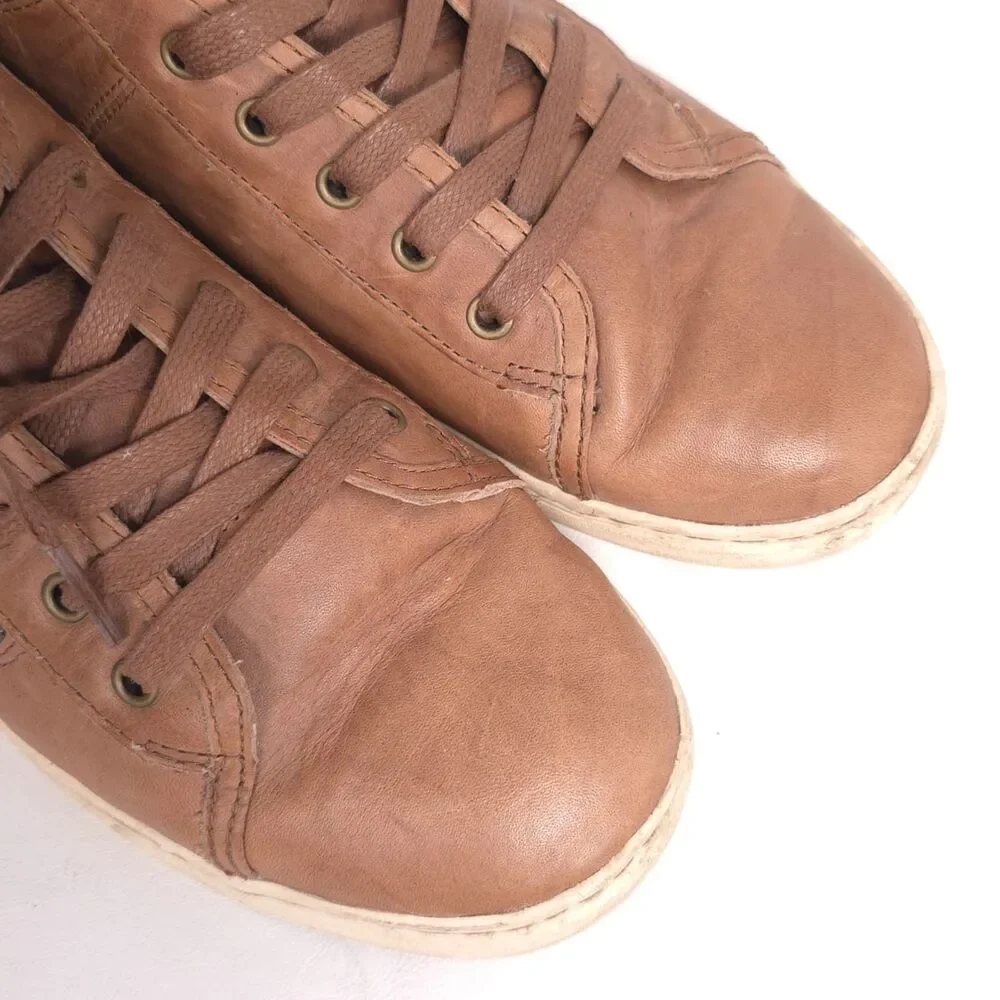 UGG Women's Sneakers 9.5 Brown‎ Leather High Top Tassel Zip Lace Up Casual